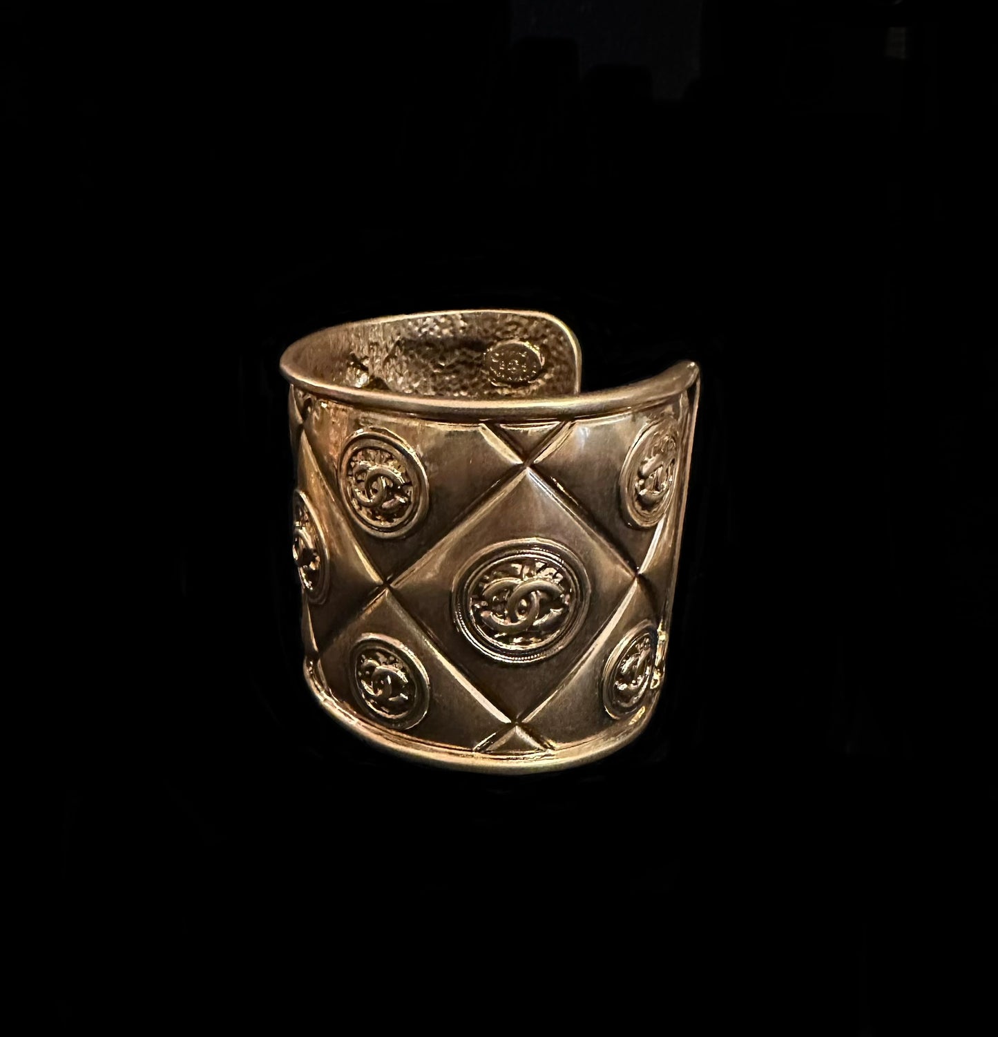 #218 Gold Cuff