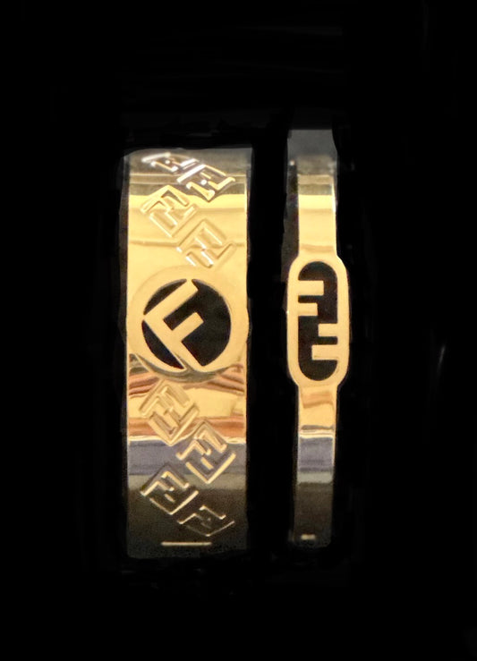 #82 Bangle Bracelet Set